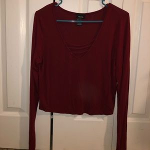 Long sleeve maroon crop top